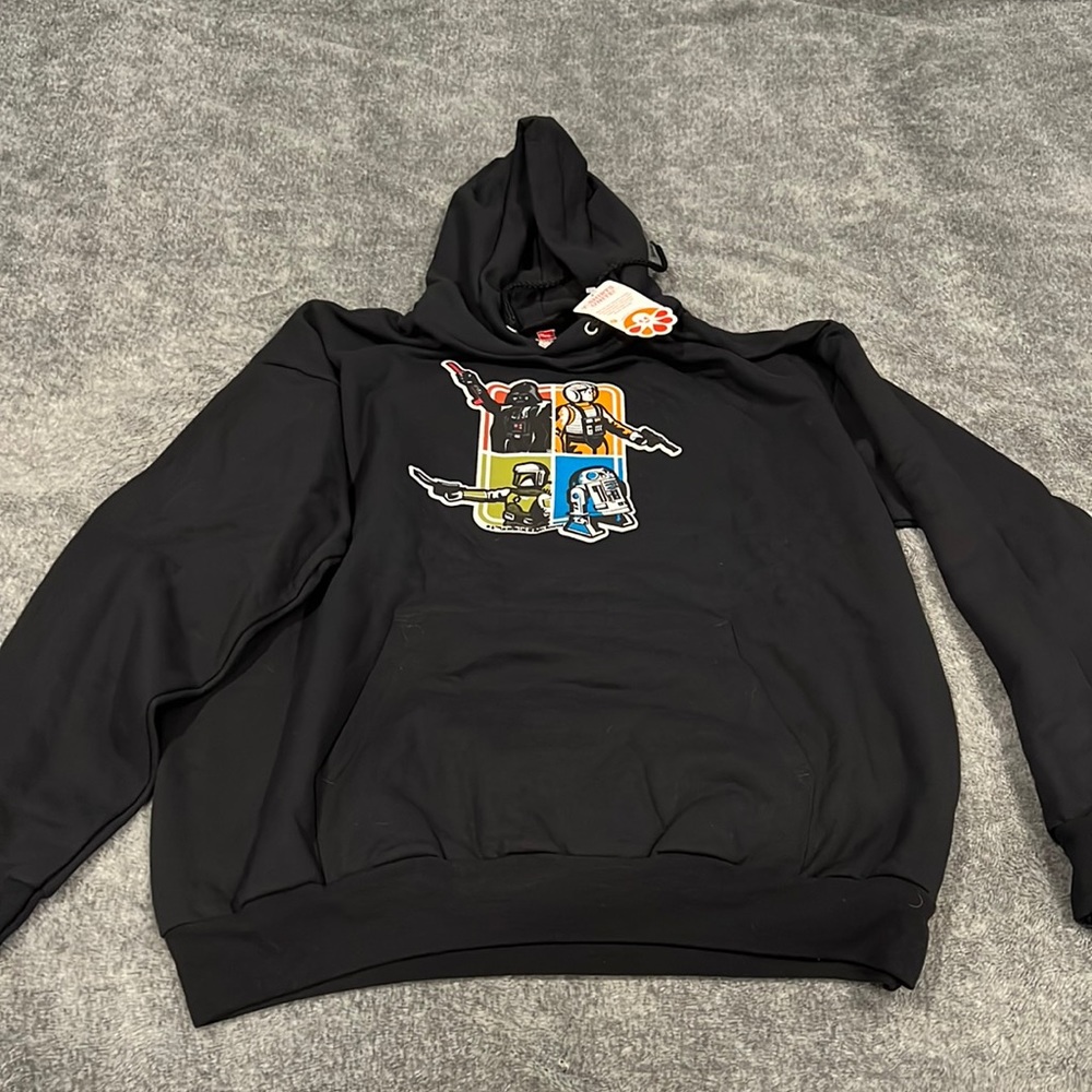 Hane’s Comfort Blend EcoSmart Men’s Star Wars Sweatshirt